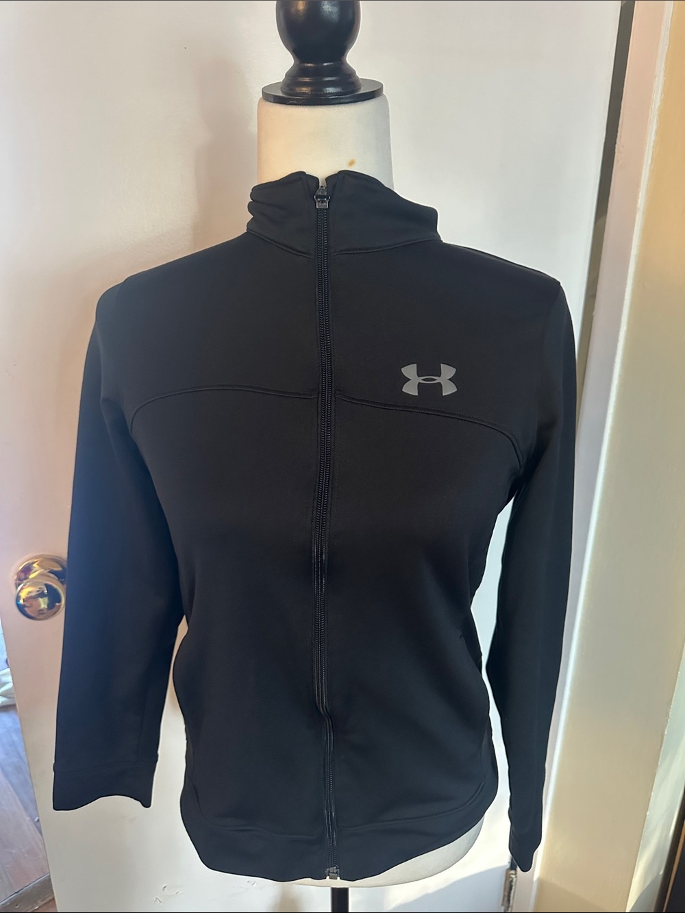 Under Armour Black Women's Full Zip Athletic Jacket